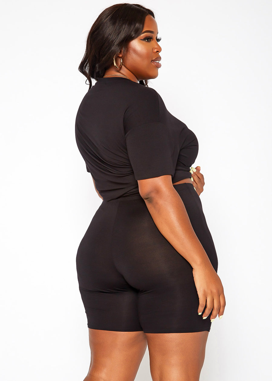 Plus Size Basic Solid Half Leggings - shopatkonus