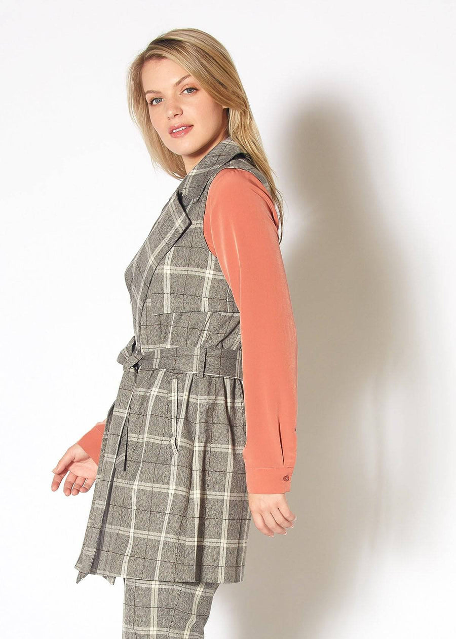 Women's Sleeveless Plaid Tie Waist Vest in Mocha Plaid - shopatkonus