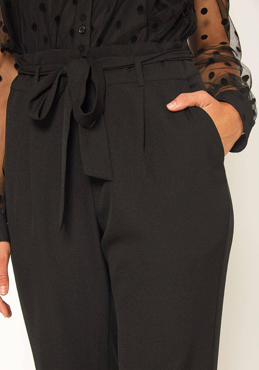 Women's Tie Waist Slim Trouser in Black - shopatkonus